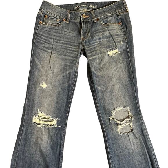 American Eagle Women Favorite Boyfriend Fit Size 6 Distressed Medium Wash Denim - Picture 2 of 12